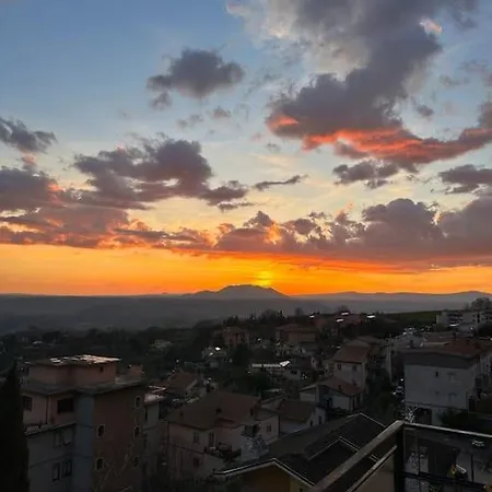 Sky View, Attico Vicino Roma Apartment *