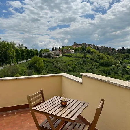 Sky View, Attico Vicino Roma Apartment